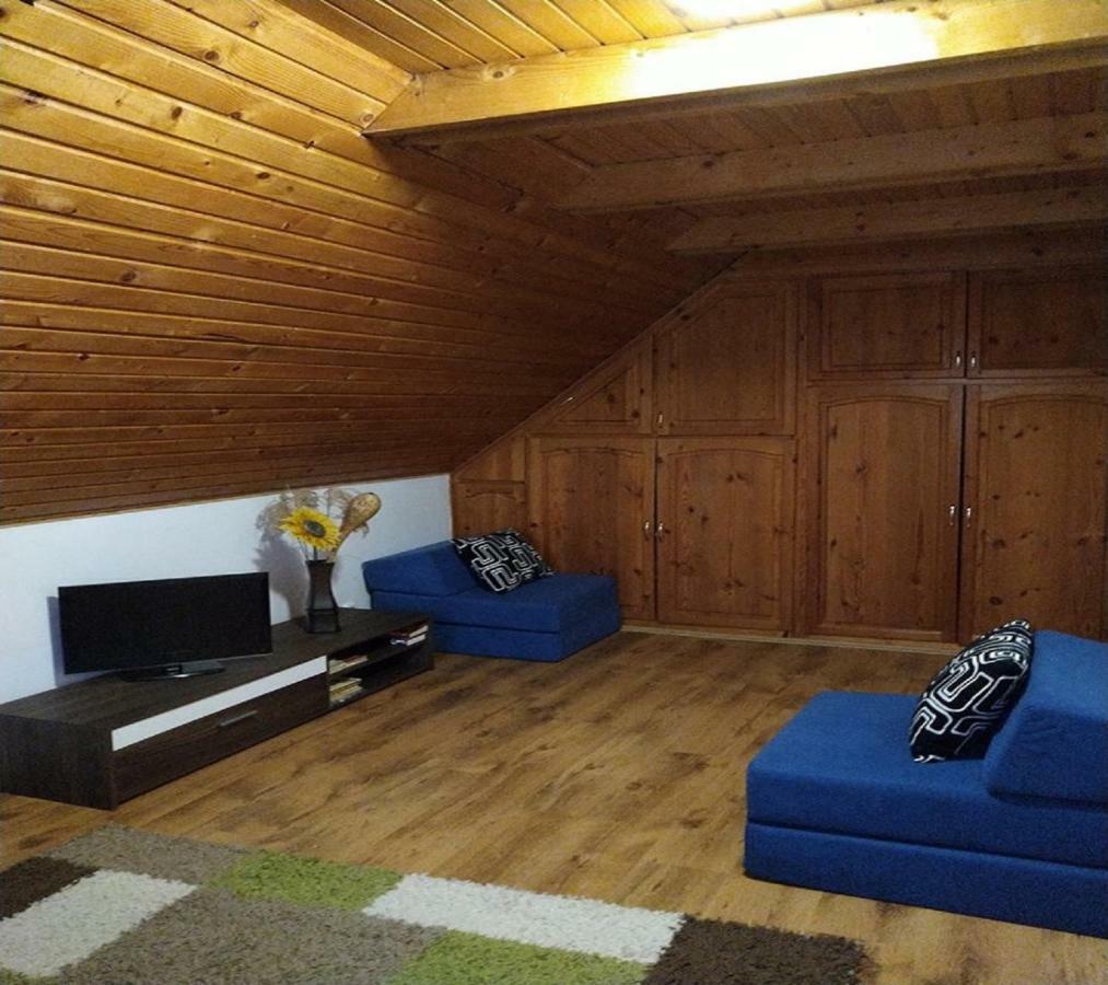 Erzsebet Vendeghaz Es Apartman Hajdúszoboszló Exteriör bild